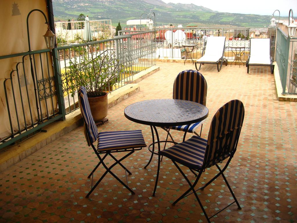 Riad Dar Cordoba Fes Luaran gambar