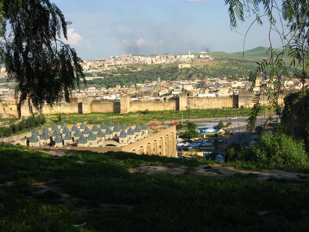 Riad Dar Cordoba Fes Luaran gambar