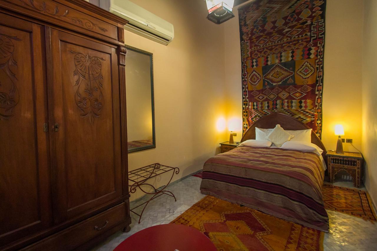 Riad Dar Cordoba Fes Luaran gambar